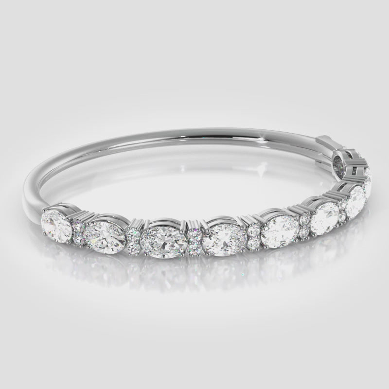 Oval and Rounds Diamond Bangle